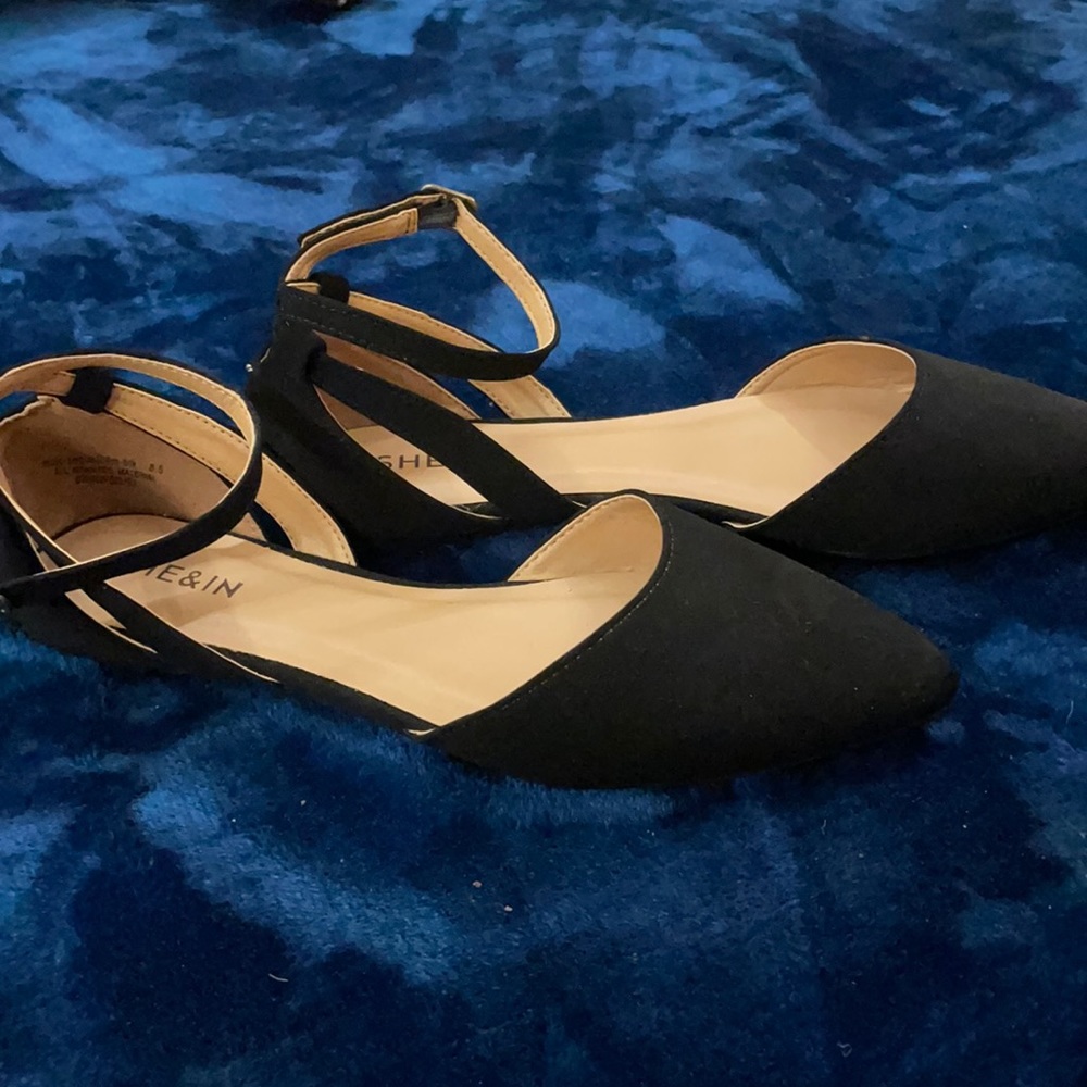 She&in flat shoes size 8.5 black color